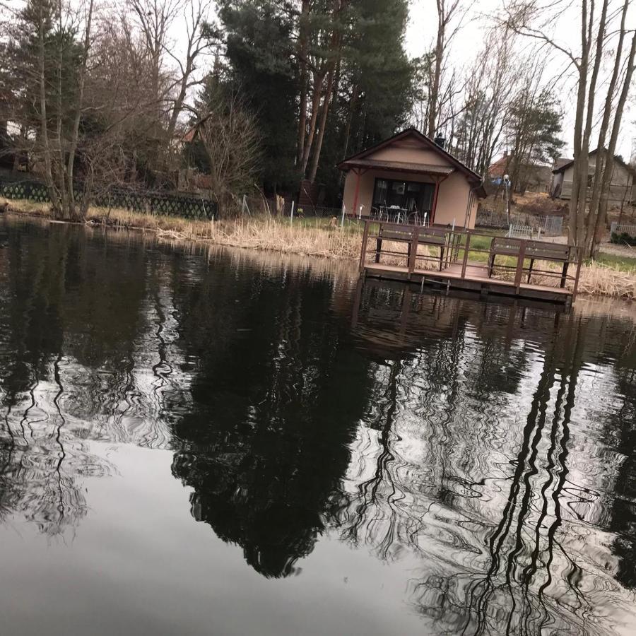 Urokliwy Domek Nad Brzegiem Jeziora Lubiatow  Bagian luar foto